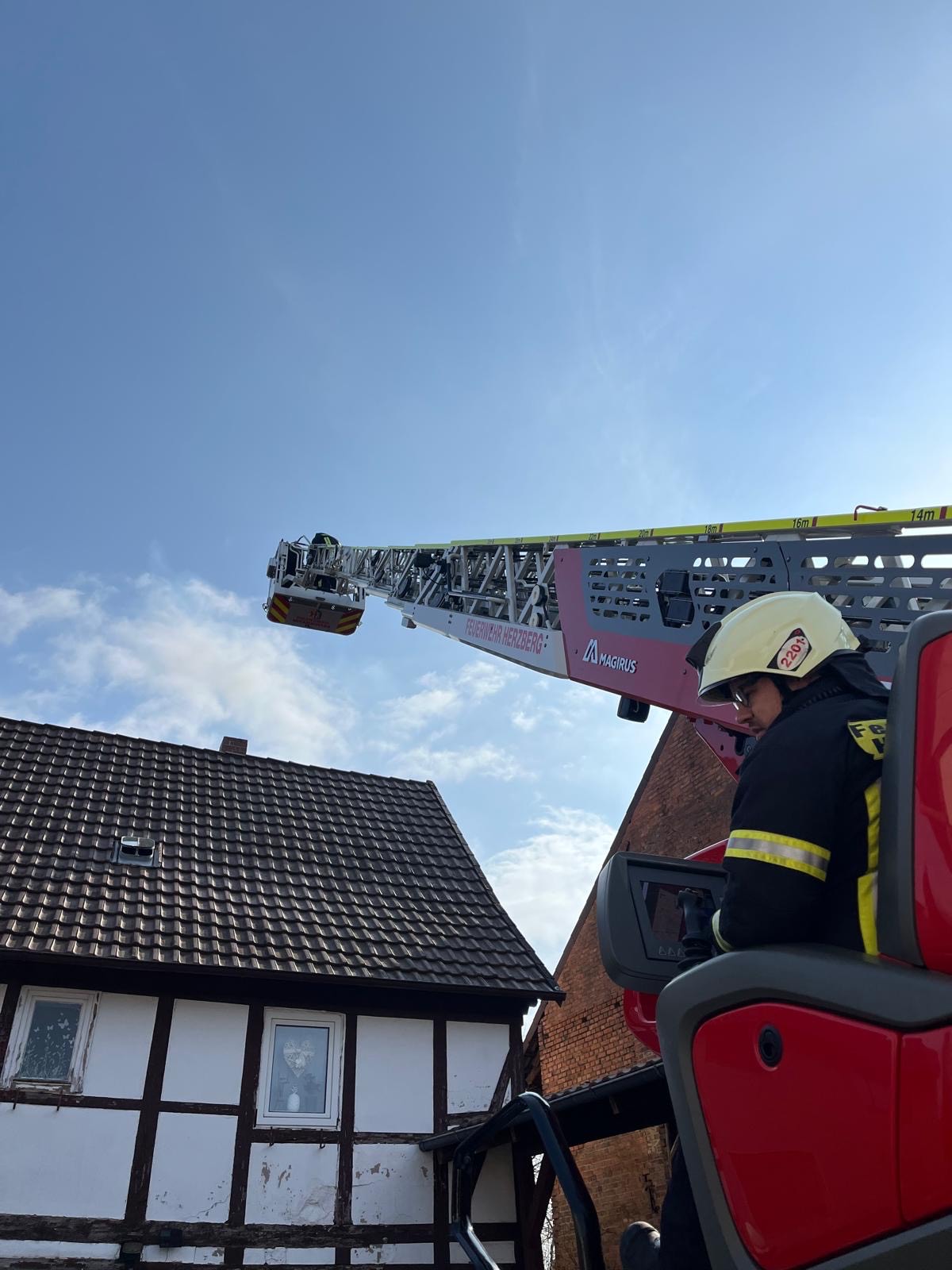 f8286abf f513 4f12 b916 3ac4a5be28fc